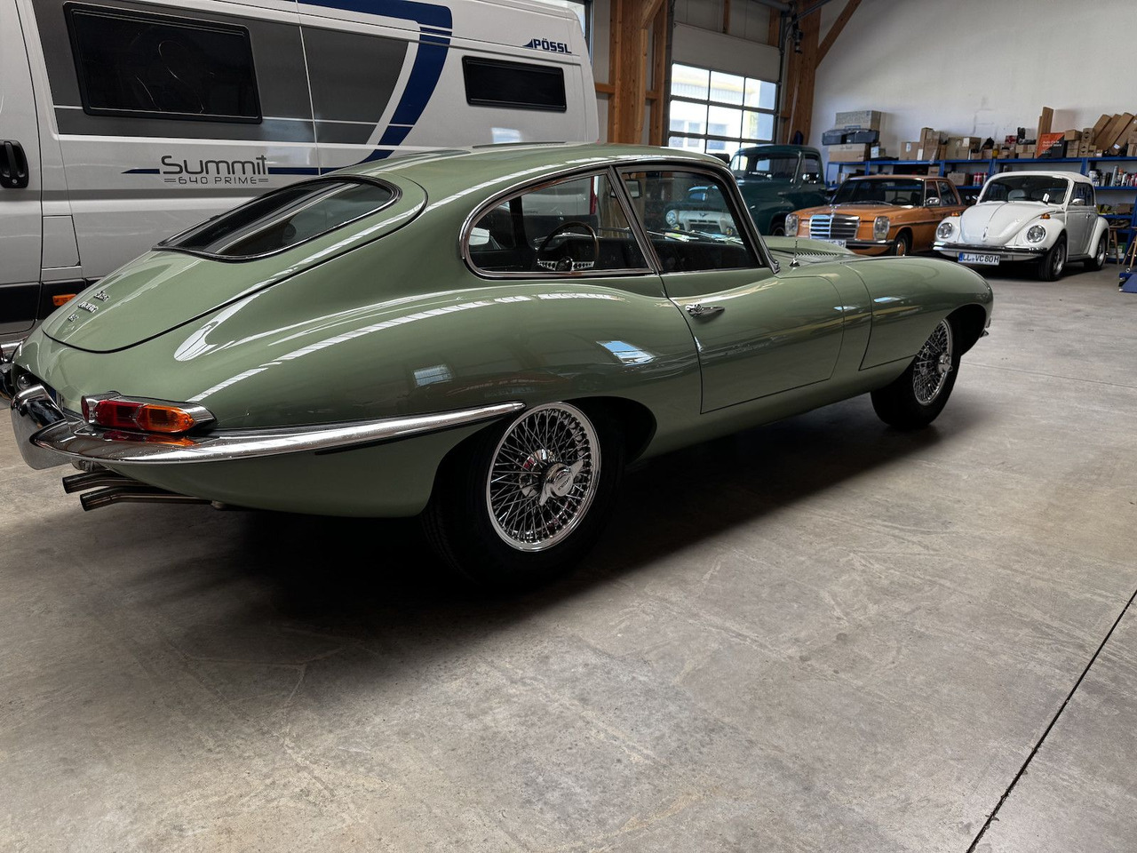 Jaguar E-Type 4.2 Litre Serie 1.5 FHC - מכונית: תמונה 5 Jaguar E-Type 4.2 Litre Serie 1.5 FHC - מכונית: תמונה 5