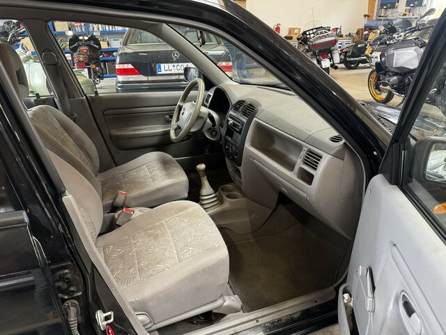 MAZDA Demio 1.4i Sportive 2. Hand Mazda-Scheckheft... - מכונית: תמונה 5 MAZDA Demio 1.4i Sportive 2. Hand Mazda-Scheckheft... - מכונית: תמונה 5