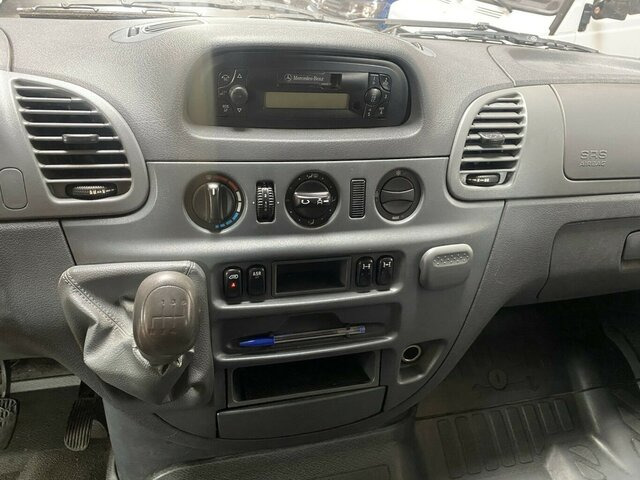 MERCEDES-BENZ Sprinter 313 CDI Doka 4x4 Allrad 1.Hand... - כלי רכב מסחרי עם וילונות צד, כלי רכב מסחרי קומבי: תמונה 4 MERCEDES-BENZ Sprinter 313 CDI Doka 4x4 Allrad 1.Hand... - כלי רכב מסחרי עם וילונות צד, כלי רכב מסחרי קומבי: תמונה 4