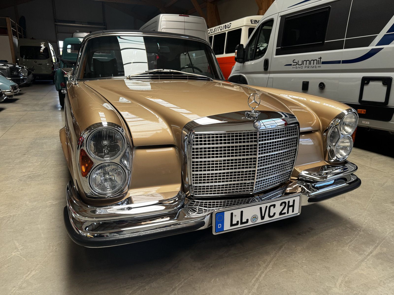Mercedes-Benz 280 SE Cabrio W111 BRABUS-Classic Restauration - מכונית: תמונה 2 Mercedes-Benz 280 SE Cabrio W111 BRABUS-Classic Restauration - מכונית: תמונה 2