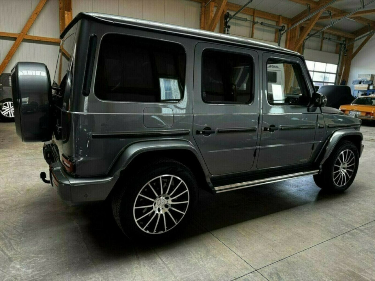 Mercedes-Benz G 500 V8 Vollausstattung 134000,- netto - SUV: תמונה 5 Mercedes-Benz G 500 V8 Vollausstattung 134000,- netto - SUV: תמונה 5