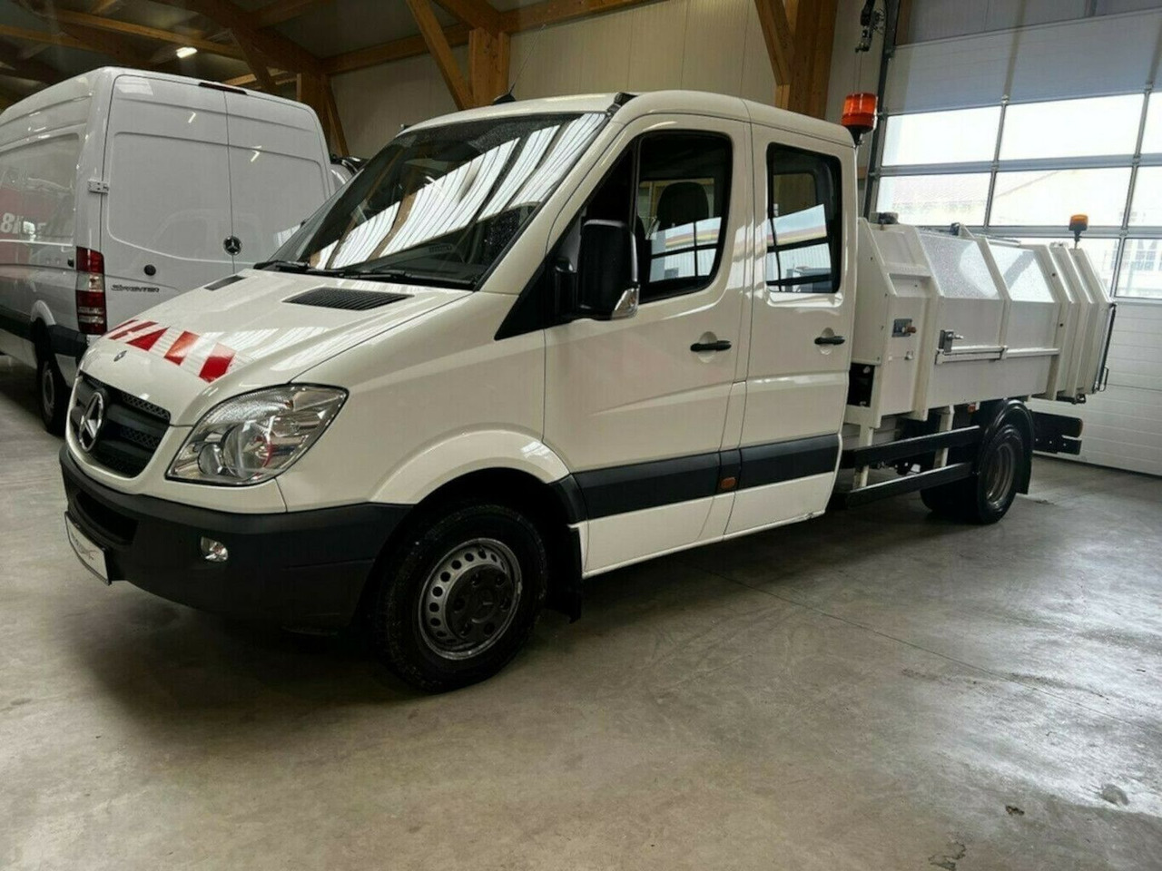 Mercedes-Benz Sprinter 516 CDI Doka LR ZÖLLER Müllpresse Mercedes-Benz Sprinter 516 CDI ZÖLLER-HAGEMANN Müllwagen - משאית אשפה: תמונה 5 Mercedes-Benz Sprinter 516 CDI Doka LR ZÖLLER Müllpresse Mercedes-Benz Sprinter 516 CDI ZÖLLER-HAGEMANN Müllwagen - משאית אשפה: תמונה 5