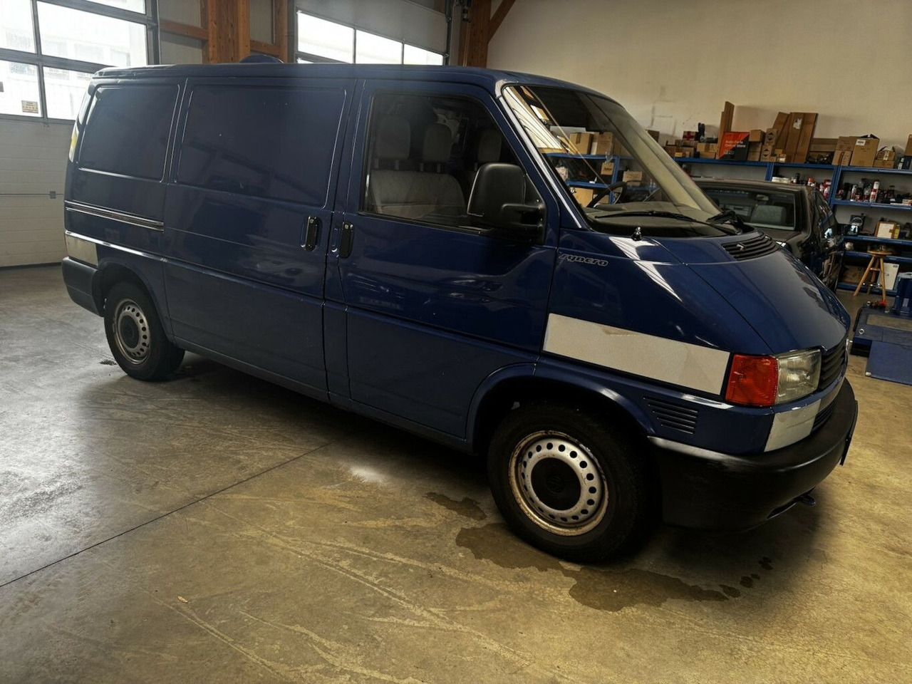 Volkswagen T4 2.5 TDI Syncro 1. Hand MwSt. awb. - רכב סטיישן: תמונה 4 Volkswagen T4 2.5 TDI Syncro 1. Hand MwSt. awb. - רכב סטיישן: תמונה 4