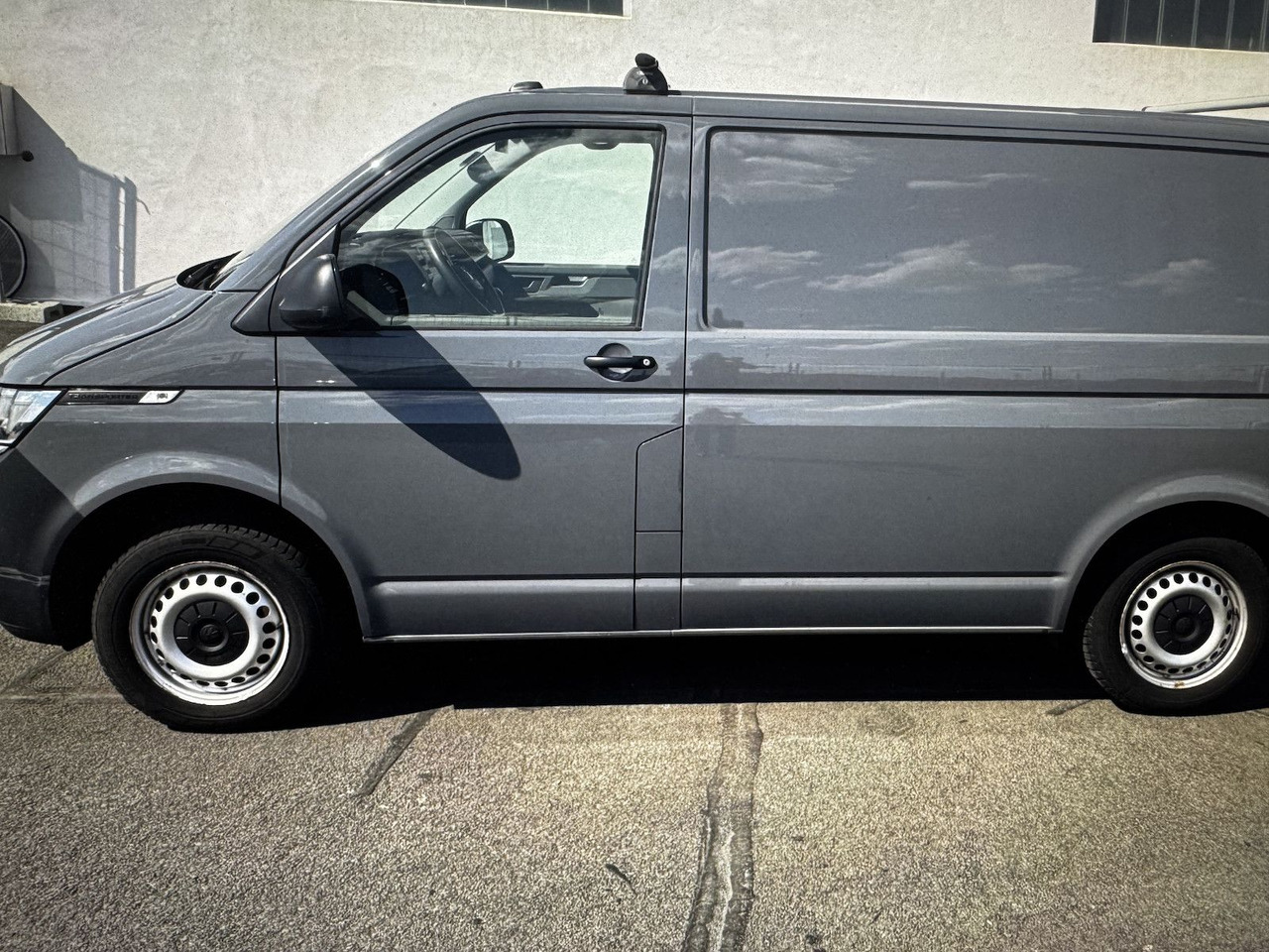Volkswagen T6.1 Kasten 2.0 TDI 4Motion puregrey - כלי רכב מסחרי קטן: תמונה 1 Volkswagen T6.1 Kasten 2.0 TDI 4Motion puregrey - כלי רכב מסחרי קטן: תמונה 1