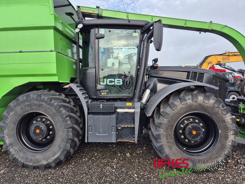 JCB Fastrac 4220 Chipper Combi - טרקטור חקלאי: תמונה 5 JCB Fastrac 4220 Chipper Combi - טרקטור חקלאי: תמונה 5