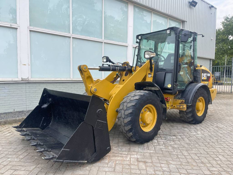Cat 906 M 2018 - מעמיס גלגלים: תמונה 1 Cat 906 M 2018 - מעמיס גלגלים: תמונה 1
