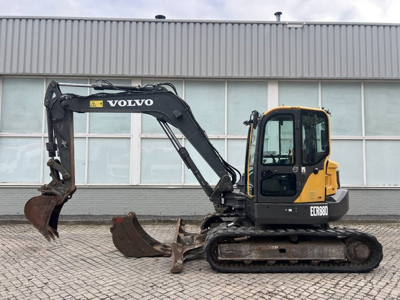 Volvo ECR 88 D 2016 - מיני מחפר: תמונה 2 Volvo ECR 88 D 2016 - מיני מחפר: תמונה 2