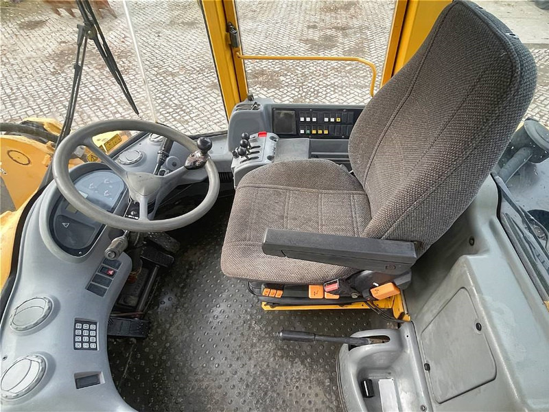 מעמיס גלגלים Volvo L 50 D: תמונה 6 מעמיס גלגלים Volvo L 50 D: תמונה 6