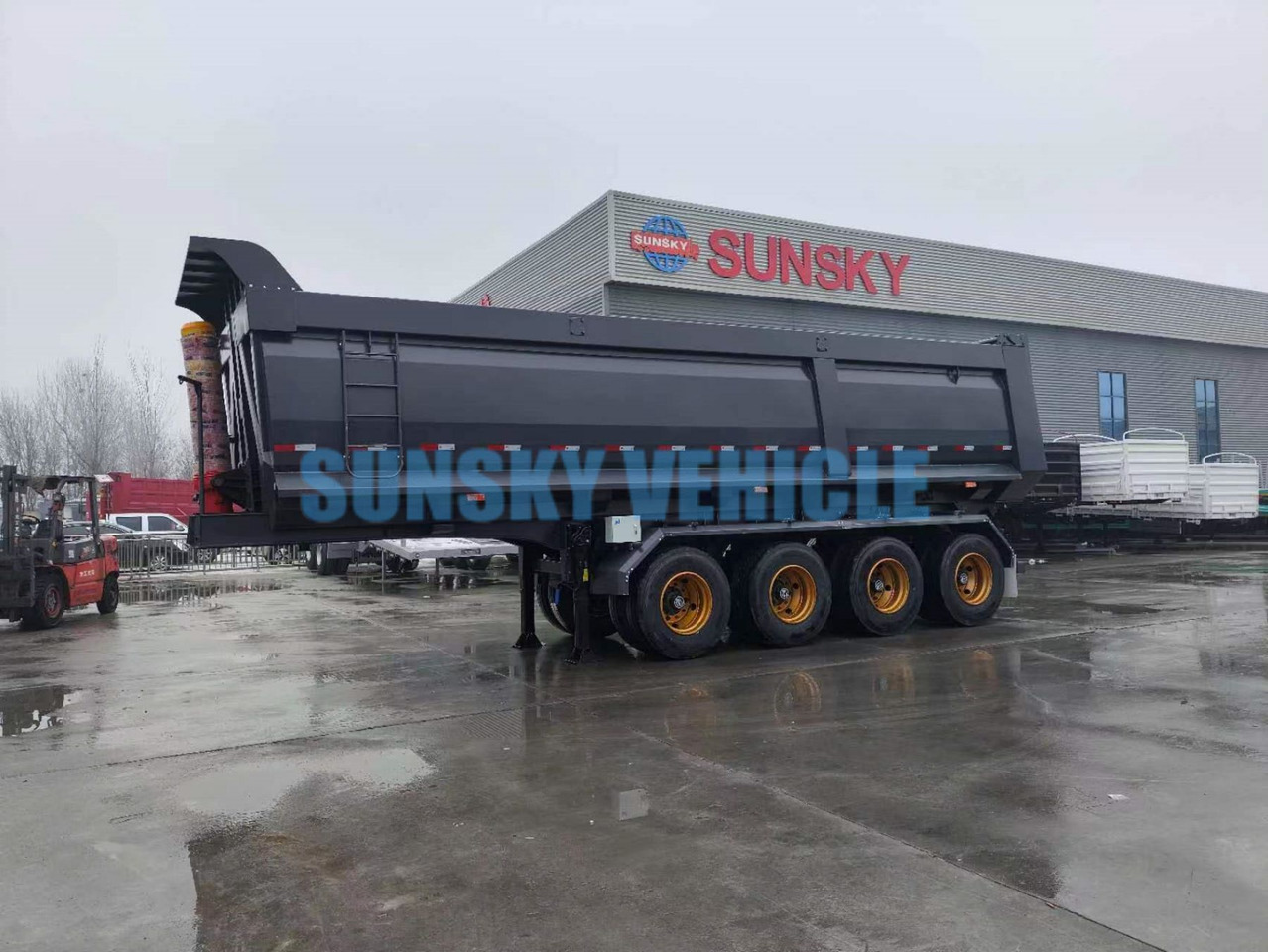 SUNSKY 4-Axle Dump Semi-trailer - סמיטריילר עם מזהיר: תמונה 1 SUNSKY 4-Axle Dump Semi-trailer - סמיטריילר עם מזהיר: תמונה 1