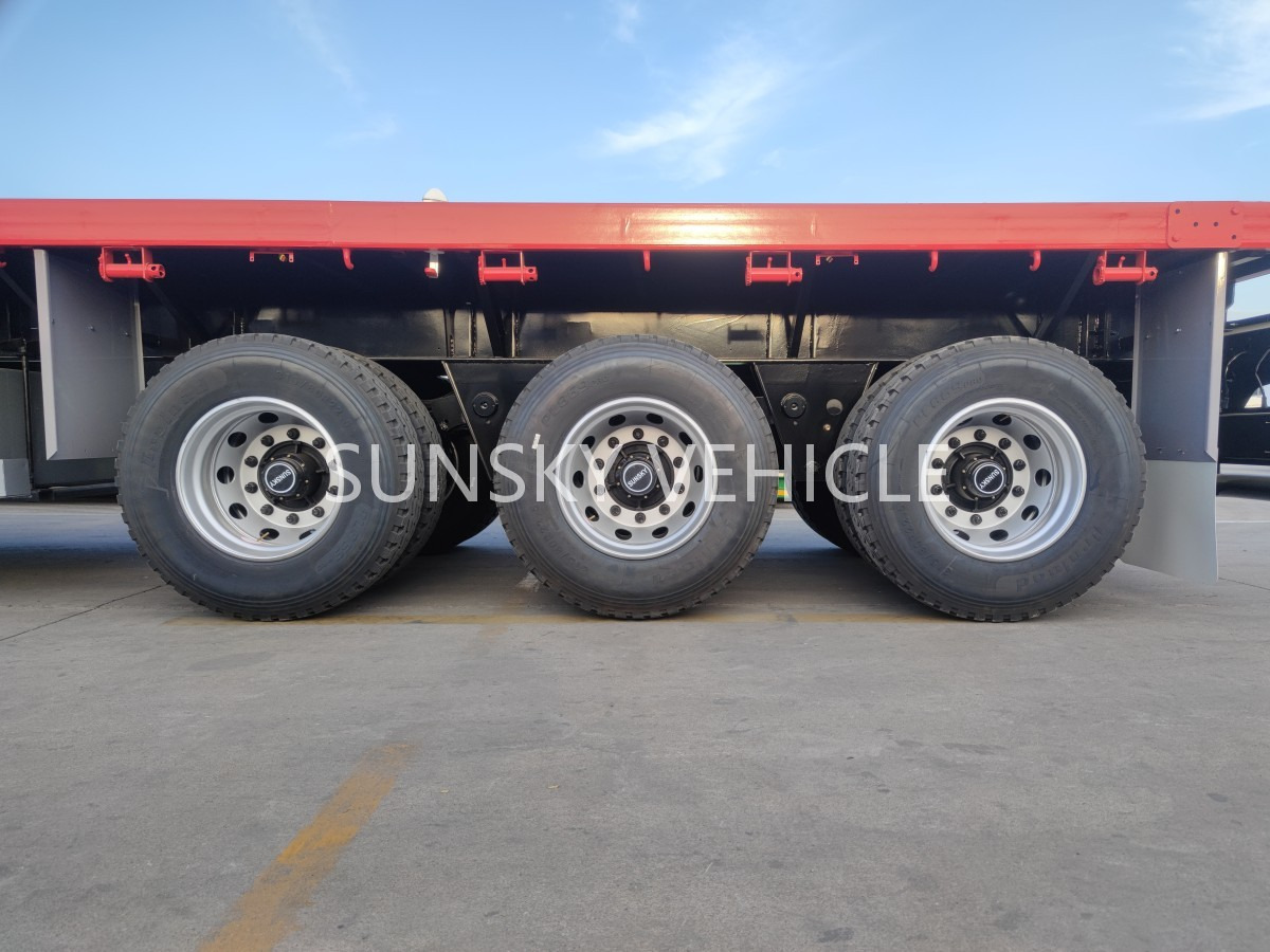 SUNSKY Flatbed Trailer with henred type axles and suspension - סמיטריילר צד נופל/ שטוח: תמונה 4 SUNSKY Flatbed Trailer with henred type axles and suspension - סמיטריילר צד נופל/ שטוח: תמונה 4