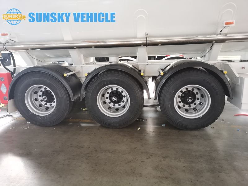 SUNSKY Fuel Tanker for sale - סמיטריילר מכל: תמונה 4 SUNSKY Fuel Tanker for sale - סמיטריילר מכל: תמונה 4