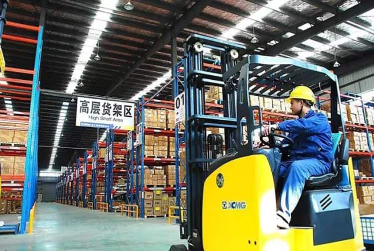 חלקי חילוף עבור מחפר סורק Consumable Spare Parts List of XCMG XE215C Excavator: תמונה 9 חלקי חילוף עבור מחפר סורק Consumable Spare Parts List of XCMG XE215C Excavator: תמונה 9