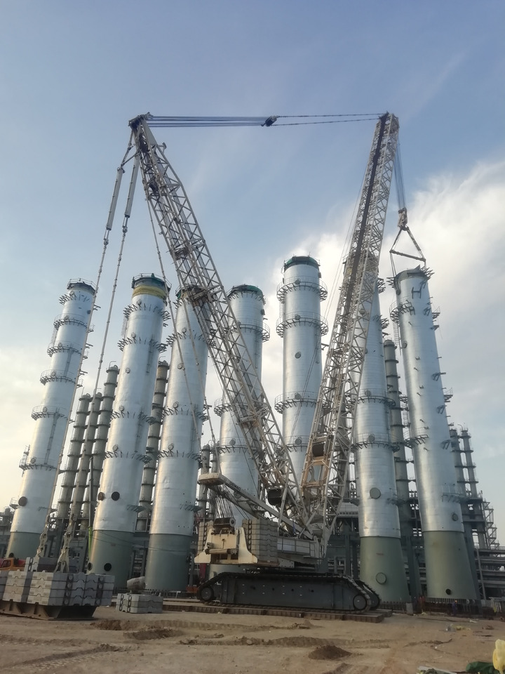 DEMAG CC6800-1 Construction Site Lifting Machine 1250t Second Hand Heavy Duty Crawler Crane Price - עגורן זוחל: תמונה 2 DEMAG CC6800-1 Construction Site Lifting Machine 1250t Second Hand Heavy Duty Crawler Crane Price - עגורן זוחל: תמונה 2