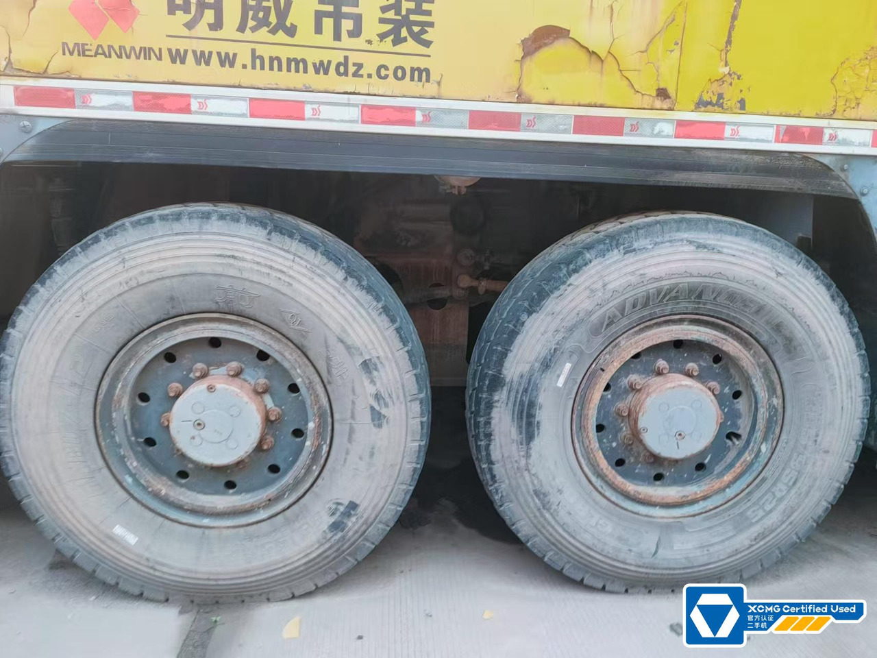 עגורן לכל שטח XCMG 1200ton QAY1200 used hydraulic all terrain crane: תמונה 9 עגורן לכל שטח XCMG 1200ton QAY1200 used hydraulic all terrain crane: תמונה 9