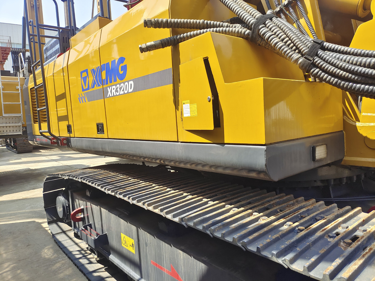 XCMG Construction Machinery XR320D Used Drill Machine 90m Depth Rotary Drilling Rig with Hammer - אסדת קידוח: תמונה 3 XCMG Construction Machinery XR320D Used Drill Machine 90m Depth Rotary Drilling Rig with Hammer - אסדת קידוח: תמונה 3