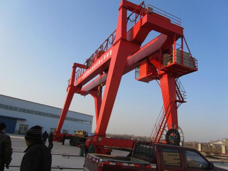 XCMG Double Main Girder Hook Gantry Crane - עגורן גנטרי: תמונה 2 XCMG Double Main Girder Hook Gantry Crane - עגורן גנטרי: תמונה 2