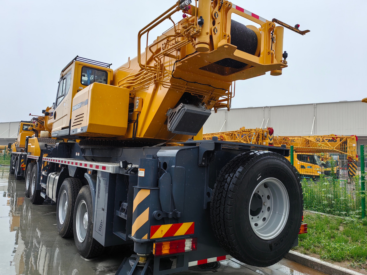XCMG Factory 180 Ton Used QY180K5C Telescopic Boom Truck Mounted Crane Price List - עגורן נייד: תמונה 5 XCMG Factory 180 Ton Used QY180K5C Telescopic Boom Truck Mounted Crane Price List - עגורן נייד: תמונה 5