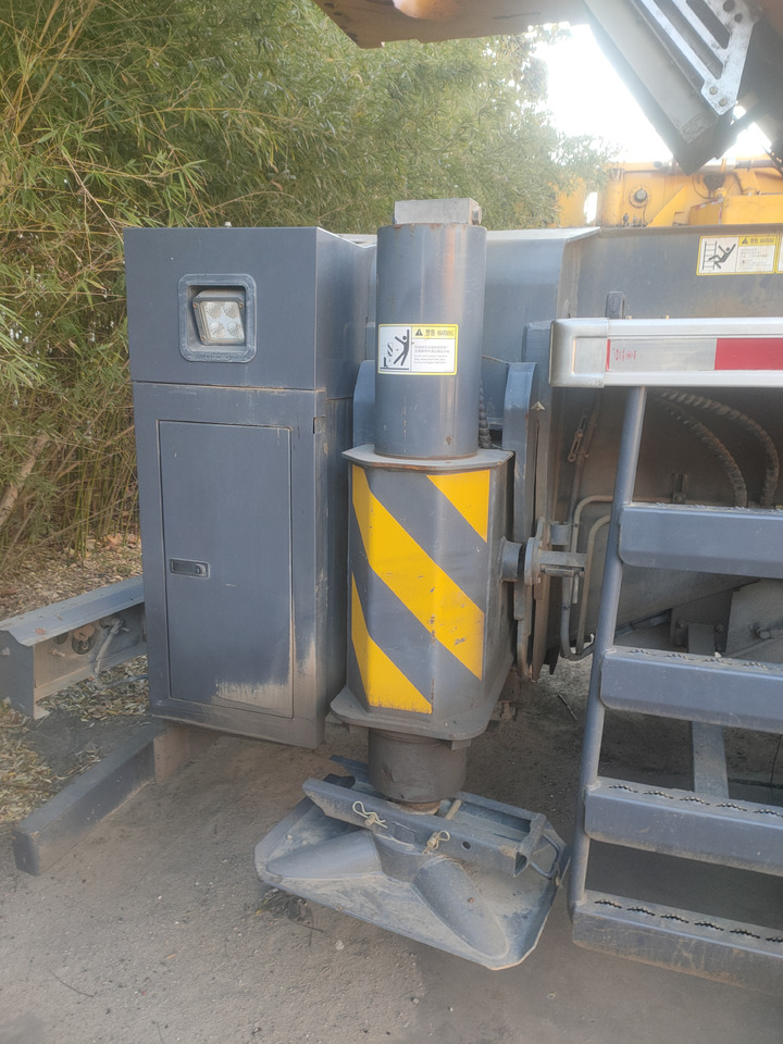 XCMG Manufacturer QY95K7C Used Truck Lifting Crane 95 Ton Mobile Crane Machine Price - עגורן נייד: תמונה 5 XCMG Manufacturer QY95K7C Used Truck Lifting Crane 95 Ton Mobile Crane Machine Price - עגורן נייד: תמונה 5
