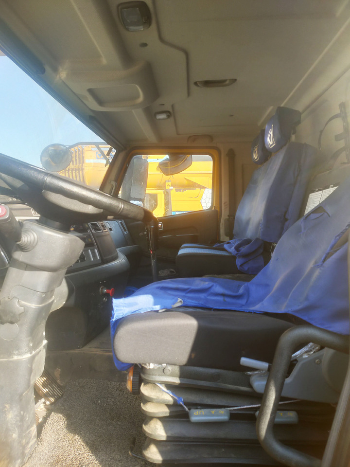 XCMG Manufacturer QY95K7C Used Truck Lifting Crane 95 Ton Mobile Crane Machine Price - עגורן נייד: תמונה 4 XCMG Manufacturer QY95K7C Used Truck Lifting Crane 95 Ton Mobile Crane Machine Price - עגורן נייד: תמונה 4