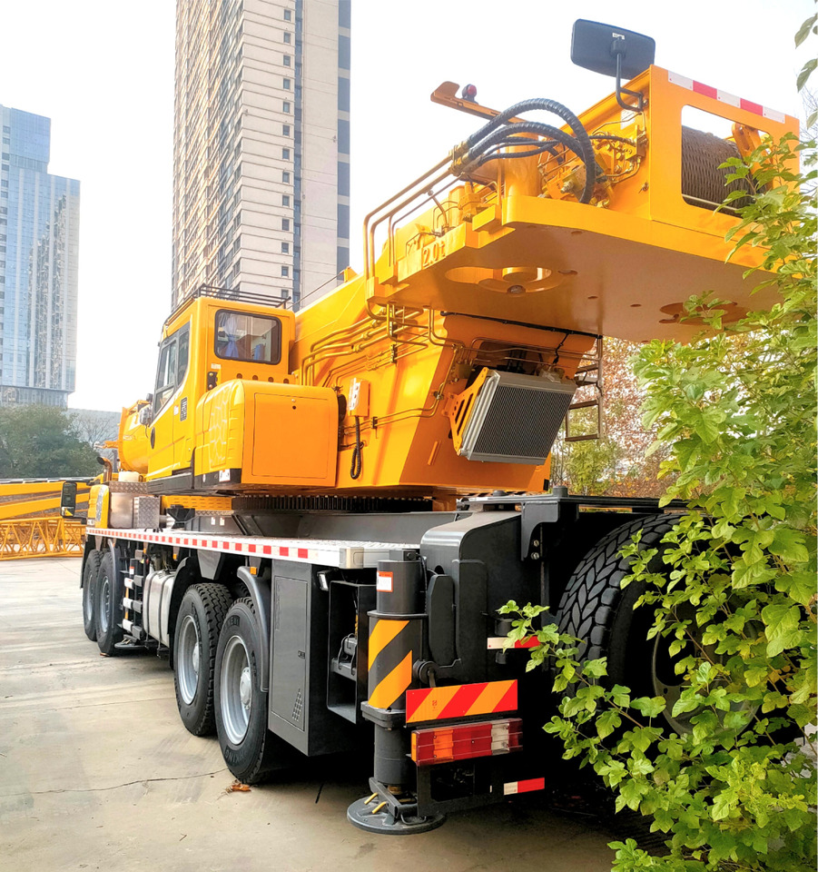 XCMG Offical 100 Tons Used Truck Crane XCT100L7-1 Boom Mobile Crane Price For Sale - עגורן נייד: תמונה 3 XCMG Offical 100 Tons Used Truck Crane XCT100L7-1 Boom Mobile Crane Price For Sale - עגורן נייד: תמונה 3