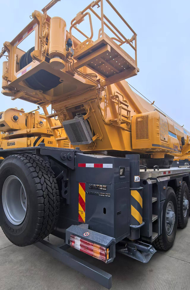 XCMG Official 130 ton Used Mobile Crane XCT130_1 Hydraulic Crane Price List - עגורן נייד: תמונה 3 XCMG Official 130 ton Used Mobile Crane XCT130_1 Hydraulic Crane Price List - עגורן נייד: תמונה 3