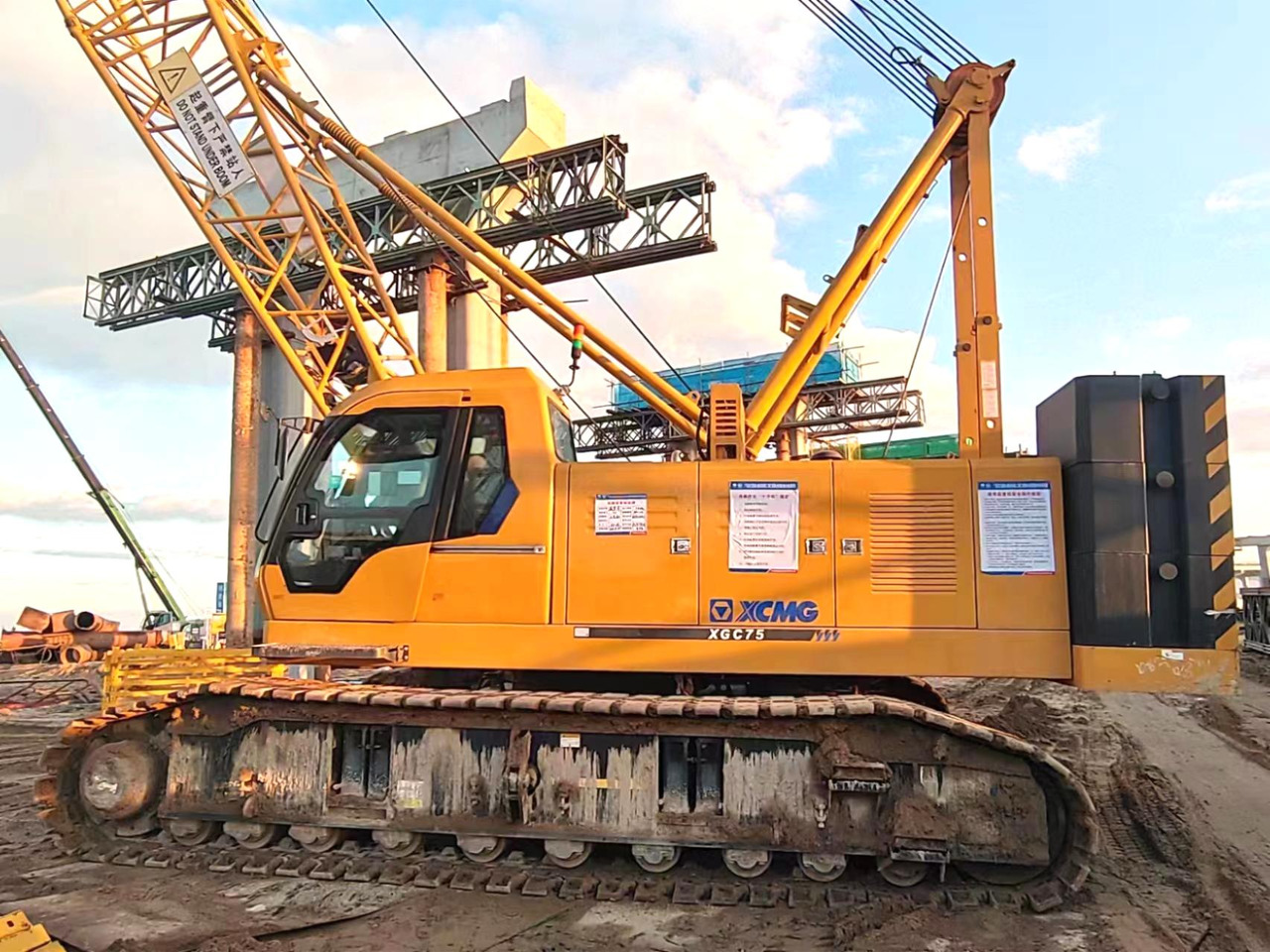 XCMG Official 75 Ton Mechanical Crawler Crane XGC75 Used Hydraulic Mobile Crane Hot Sale - עגורן זוחל: תמונה 3 XCMG Official 75 Ton Mechanical Crawler Crane XGC75 Used Hydraulic Mobile Crane Hot Sale - עגורן זוחל: תמונה 3