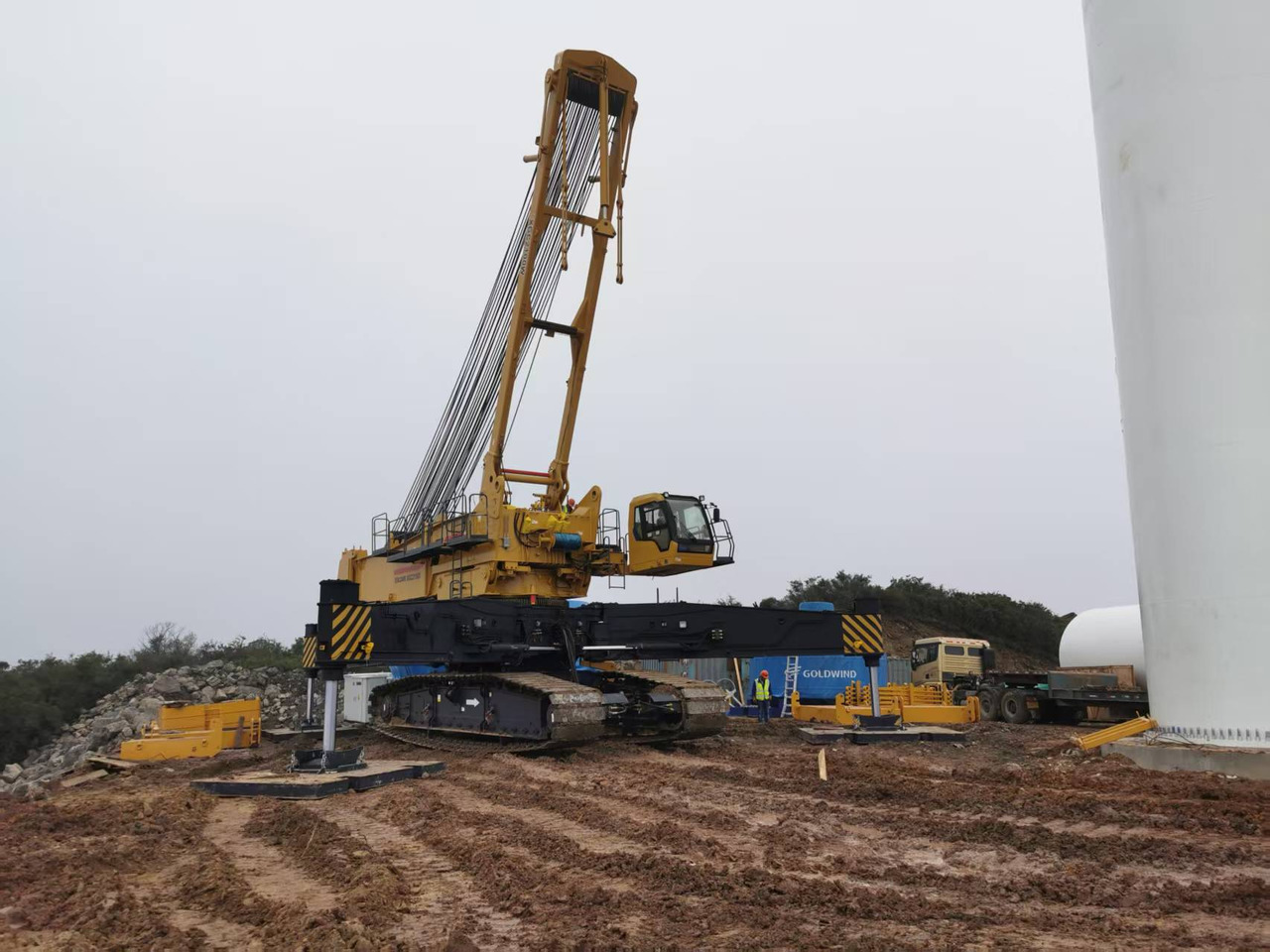 XCMG Official Construction Mobile Crane XGC2100W 110Ton Used Hydraulic Crawler Crane - עגורן זוחל: תמונה 2 XCMG Official Construction Mobile Crane XGC2100W 110Ton Used Hydraulic Crawler Crane - עגורן זוחל: תמונה 2