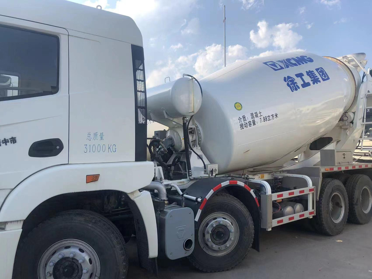 XCMG Official G12V 2021 Year 12m3 Used Concrete Mixer Truck for Sale - משאית מערבלת בטון: תמונה 2 XCMG Official G12V 2021 Year 12m3 Used Concrete Mixer Truck for Sale - משאית מערבלת בטון: תמונה 2