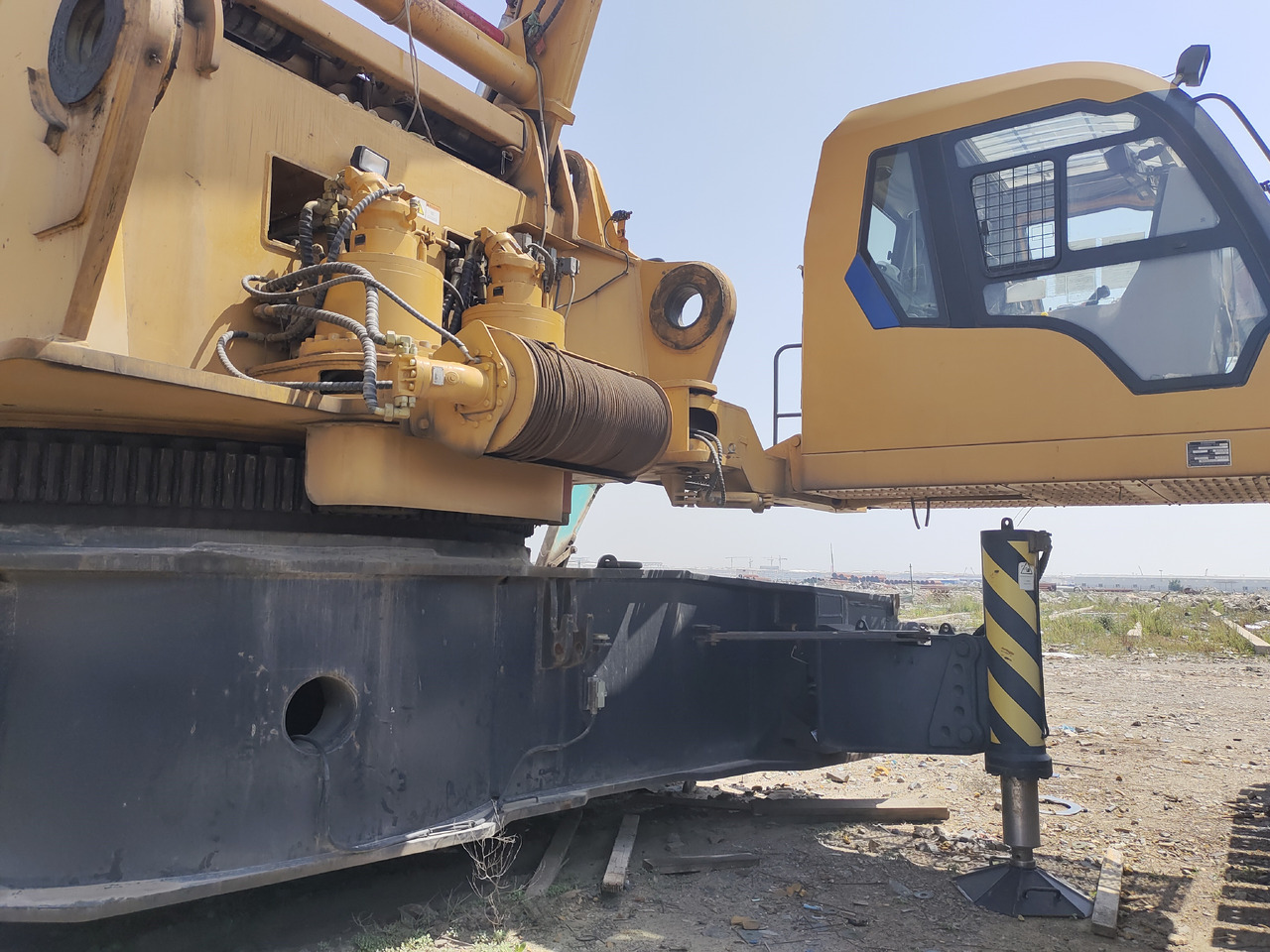 עגורן זוחל XCMG Official Hydraulic Lifting Crawler Crane XGC650 650 Used Mobile Crane Price For Sale: תמונה 9 עגורן זוחל XCMG Official Hydraulic Lifting Crawler Crane XGC650 650 Used Mobile Crane Price For Sale: תמונה 9