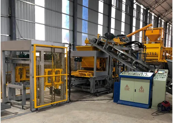 XCMG Official MM8-15 Block Making Machine for Make Clay Brick - ציוד לייצור בלוקים: תמונה 4 XCMG Official MM8-15 Block Making Machine for Make Clay Brick - ציוד לייצור בלוקים: תמונה 4