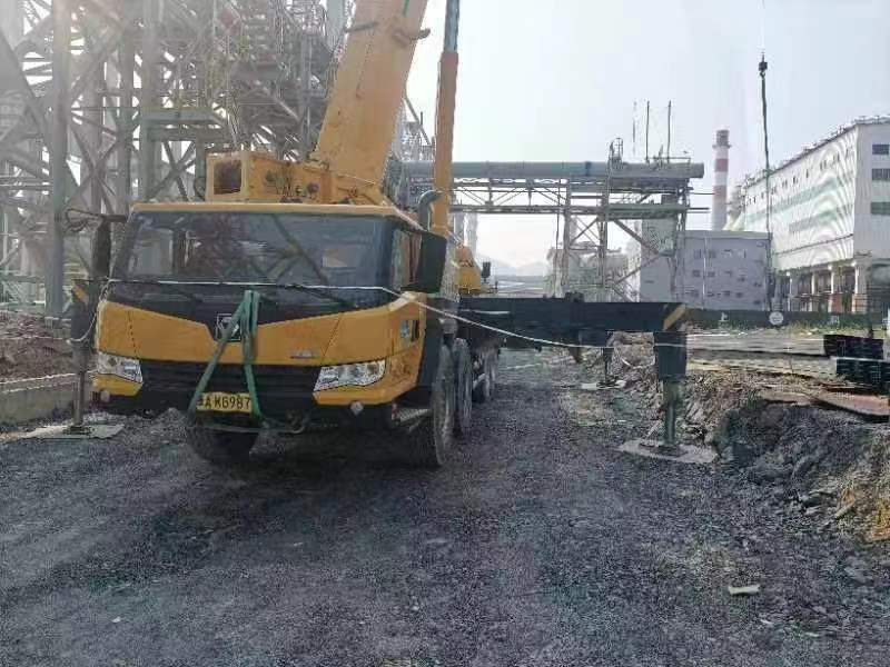 XCMG Official Price Of Mobile Crane QY80K6C Second Hand Boom Truck Crane Price List - עגורן נייד: תמונה 3 XCMG Official Price Of Mobile Crane QY80K6C Second Hand Boom Truck Crane Price List - עגורן נייד: תמונה 3