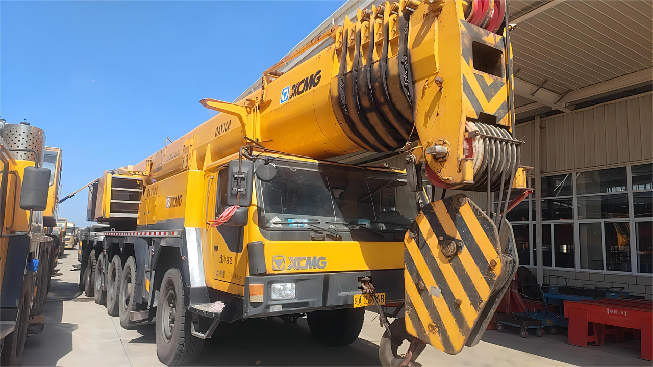 XCMG Official QAY240 Crane Truck Used Crane Truck for sale - עגורן נייד: תמונה 2 XCMG Official QAY240 Crane Truck Used Crane Truck for sale - עגורן נייד: תמונה 2