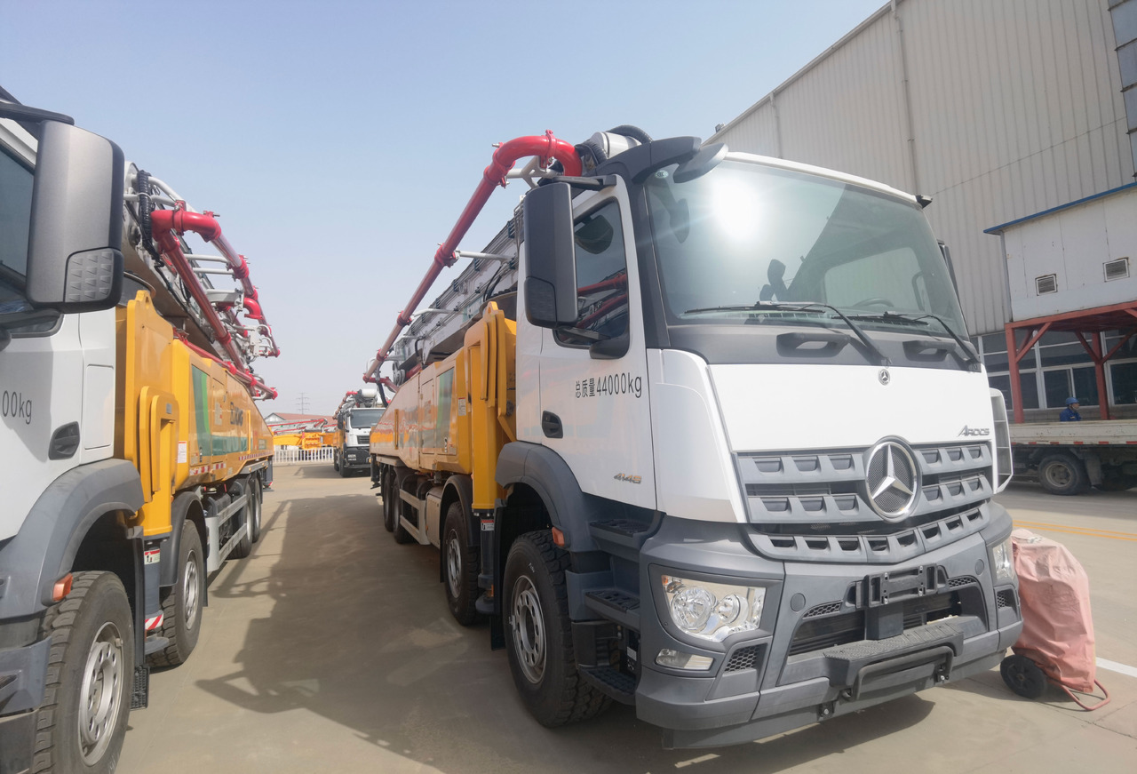 XCMG Official Schwing Concrete Pump HB62V Used Telescopic Concrete Pump Truck Price - משאית משאבת בטון: תמונה 2 XCMG Official Schwing Concrete Pump HB62V Used Telescopic Concrete Pump Truck Price - משאית משאבת בטון: תמונה 2