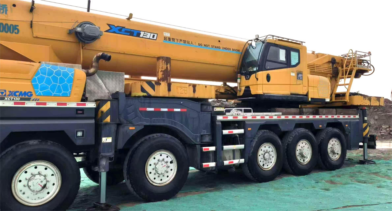 XCMG Official Second Hand 100 ton Mobile Crane XCT100 Hydraulic Pickup Truck Crane Price - עגורן נייד: תמונה 4 XCMG Official Second Hand 100 ton Mobile Crane XCT100 Hydraulic Pickup Truck Crane Price - עגורן נייד: תמונה 4