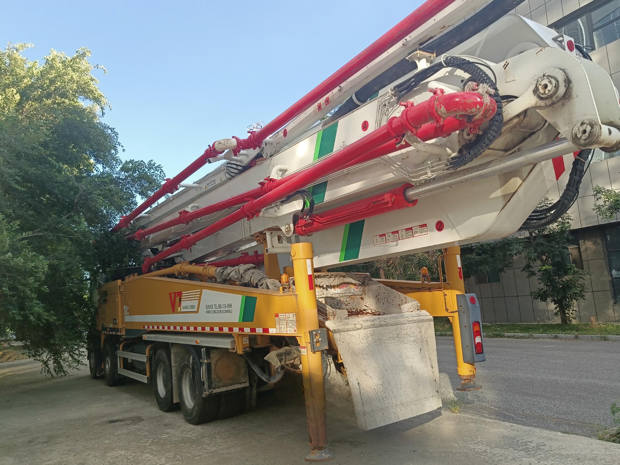 XCMG Official Second Hand Cement Pump Truck HB62V 62m Concrete Pump Truck Price List - משאית משאבת בטון: תמונה 3 XCMG Official Second Hand Cement Pump Truck HB62V 62m Concrete Pump Truck Price List - משאית משאבת בטון: תמונה 3