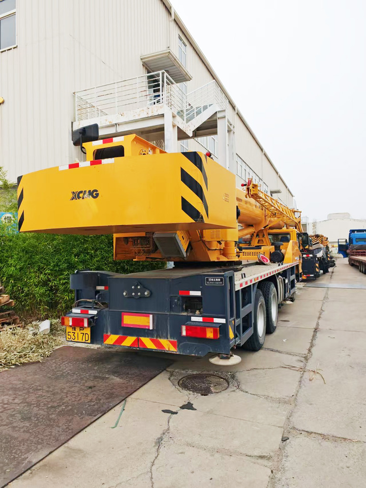 XCMG Official Second Hand Mobile Crane 25 Ton QY25K5D-5 Used Truck Cranes Price - עגורן נייד: תמונה 3 XCMG Official Second Hand Mobile Crane 25 Ton QY25K5D-5 Used Truck Cranes Price - עגורן נייד: תמונה 3