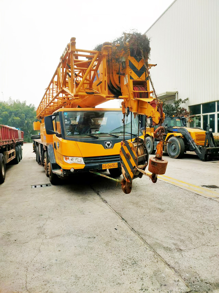 XCMG Official Second Hand Mobile Crane QY40KC 40 Ton Hydraulic Crane Price - עגורן נייד: תמונה 2 XCMG Official Second Hand Mobile Crane QY40KC 40 Ton Hydraulic Crane Price - עגורן נייד: תמונה 2