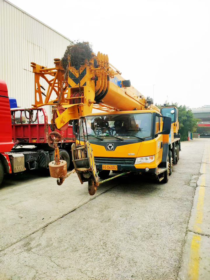 XCMG Official Second Hand Mobile Crane QY40KC 40 Ton Hydraulic Crane Price - עגורן נייד: תמונה 3 XCMG Official Second Hand Mobile Crane QY40KC 40 Ton Hydraulic Crane Price - עגורן נייד: תמונה 3