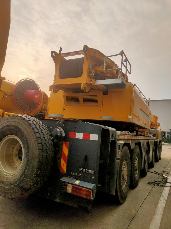 XCMG Official Second Hand Truck Cranes XCA300_1 300 Ton Mobile Crane Price - עגורן לכל שטח: תמונה 2 XCMG Official Second Hand Truck Cranes XCA300_1 300 Ton Mobile Crane Price - עגורן לכל שטח: תמונה 2