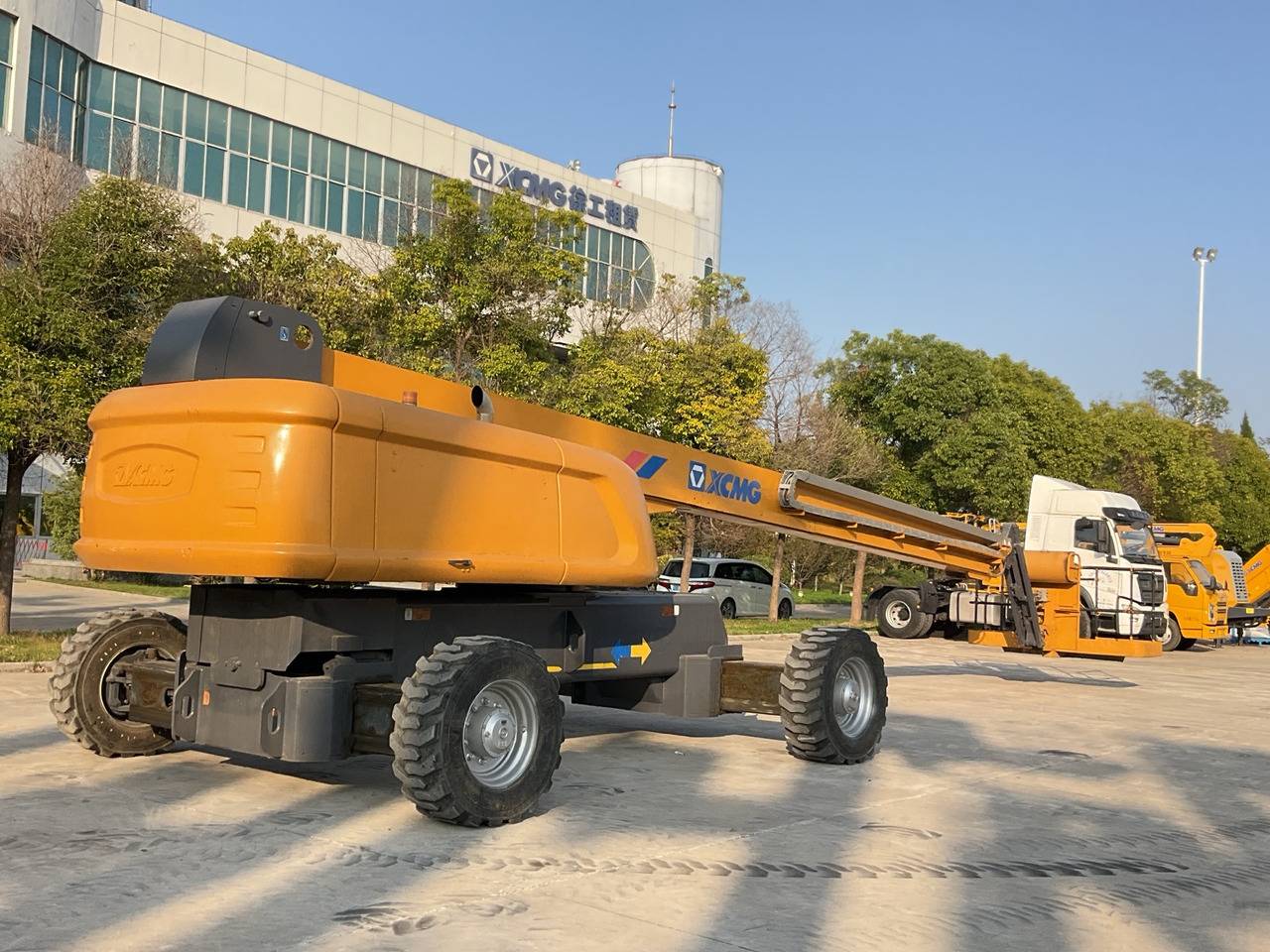 XCMG Official Used Aerial Boom Lift GTBZ30S 30 Meters Mobile Cherry Picker Price - מוט טלסקופי: תמונה 2 XCMG Official Used Aerial Boom Lift GTBZ30S 30 Meters Mobile Cherry Picker Price - מוט טלסקופי: תמונה 2