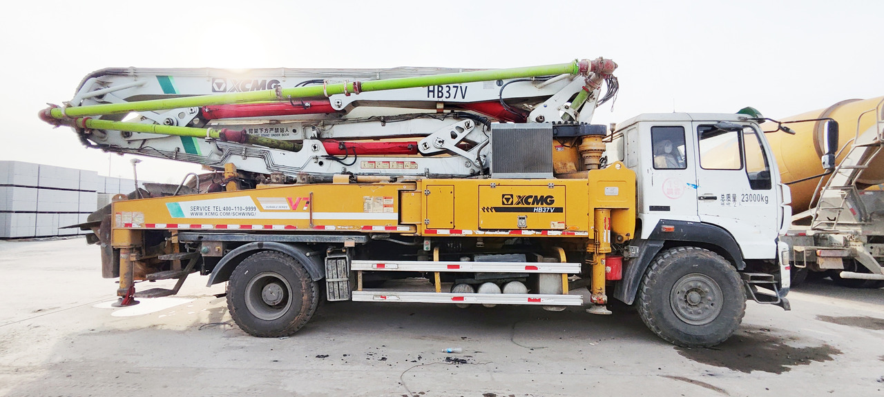 XCMG Official Used Concrete Pump Truck HB37V 37 Meters Cement Pump Machine Price For Sale - משאית משאבת בטון: תמונה 3 XCMG Official Used Concrete Pump Truck HB37V 37 Meters Cement Pump Machine Price For Sale - משאית משאבת בטון: תמונה 3