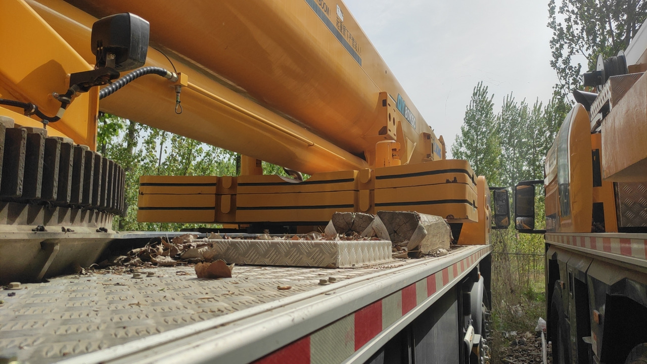 XCMG Official Used Mobile Crane QY80K5C 80 Ton Pickup Truck Crane - עגורן נייד: תמונה 4 XCMG Official Used Mobile Crane QY80K5C 80 Ton Pickup Truck Crane - עגורן נייד: תמונה 4