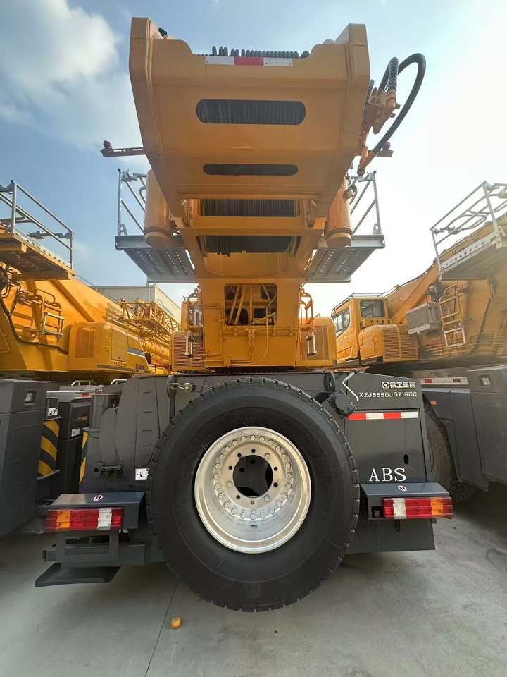 XCMG Official Used Mobile Hydraulic Truck Cranes XCA180L8C All Terrain Cranes Price - עגורן לכל שטח: תמונה 5 XCMG Official Used Mobile Hydraulic Truck Cranes XCA180L8C All Terrain Cranes Price - עגורן לכל שטח: תמונה 5