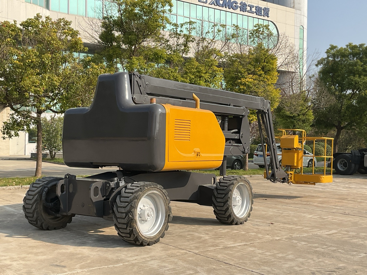 XCMG Official Used Self Propelled Boom Lift GTBZ18 18m Cherry Picker Price List - זרוע מרפקי: תמונה 2 XCMG Official Used Self Propelled Boom Lift GTBZ18 18m Cherry Picker Price List - זרוע מרפקי: תמונה 2