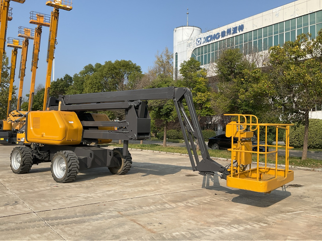 XCMG Official Used Self Propelled Boom Lift GTBZ18 18m Cherry Picker Price List - זרוע מרפקי: תמונה 4 XCMG Official Used Self Propelled Boom Lift GTBZ18 18m Cherry Picker Price List - זרוע מרפקי: תמונה 4
