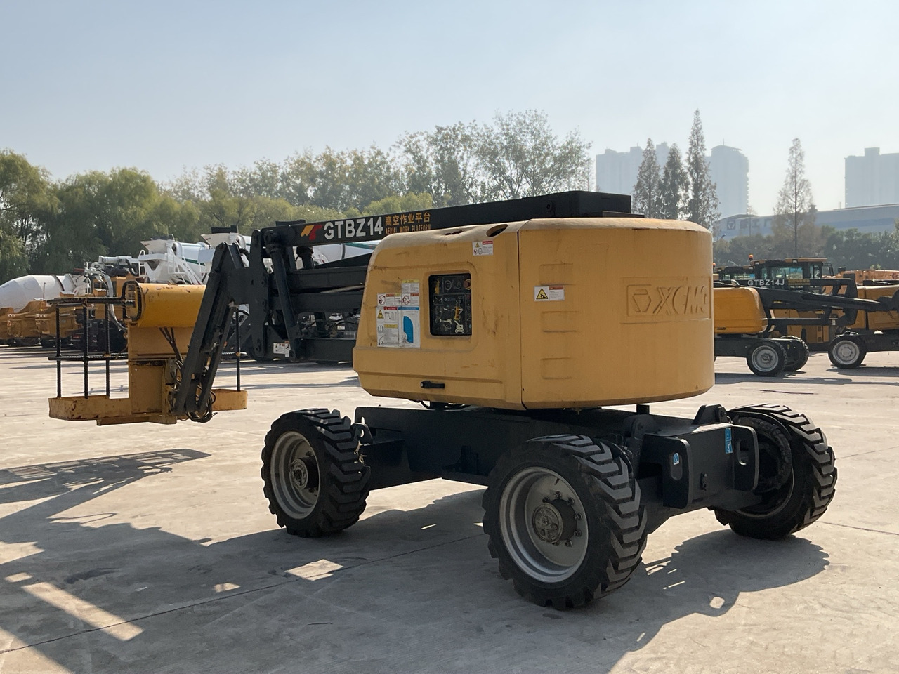XCMG Official Used Telescopic Boom Lift GTBZ14 14m Aerial Work Platforms For Sale - זרוע מרפקי: תמונה 3 XCMG Official Used Telescopic Boom Lift GTBZ14 14m Aerial Work Platforms For Sale - זרוע מרפקי: תמונה 3