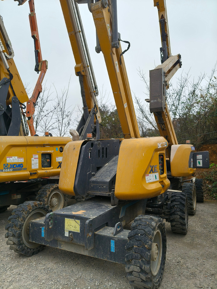 XCMG Official XGA16 16m Second Hand Articulated Boom Lift Platform With High Quality - זרוע מרפקי: תמונה 3 XCMG Official XGA16 16m Second Hand Articulated Boom Lift Platform With High Quality - זרוע מרפקי: תמונה 3