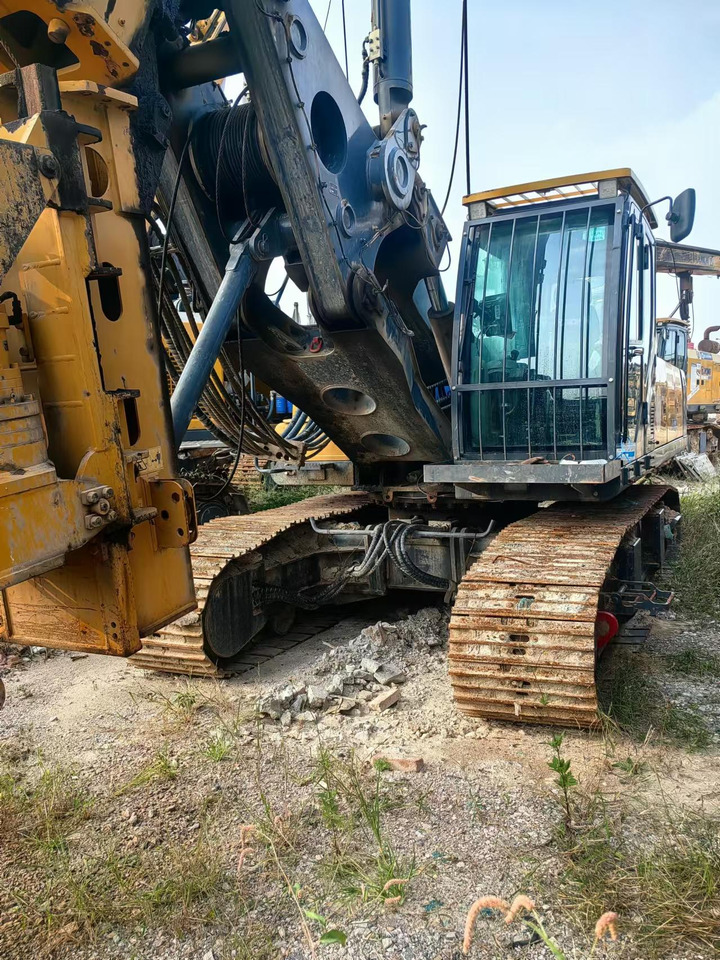 XCMG Official XR160E 56m Depth Hydraulic Borehole Drilling Rig Machine Rotary Piling - אסדת קידוח: תמונה 4 XCMG Official XR160E 56m Depth Hydraulic Borehole Drilling Rig Machine Rotary Piling - אסדת קידוח: תמונה 4