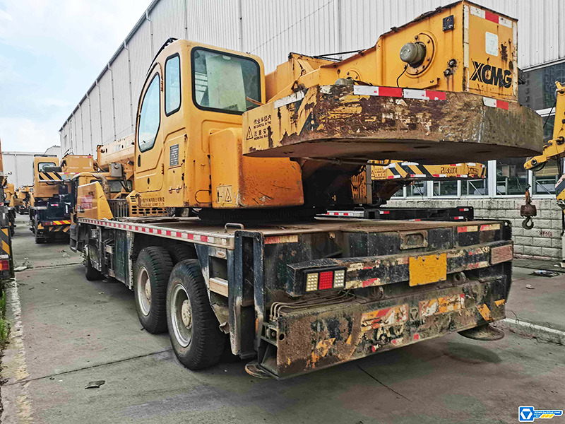 XCMG QY25K-II 25ton 2014 used second hand pickup crane for sale - עגורן נייד: תמונה 2 XCMG QY25K-II 25ton 2014 used second hand pickup crane for sale - עגורן נייד: תמונה 2
