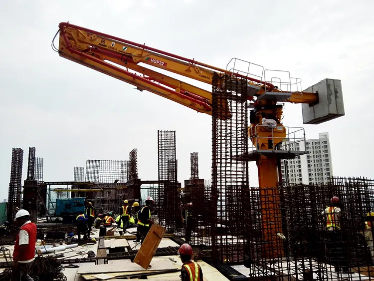 XCMG Schwing Concrete Distributor HGP32 High Efficiency 22kw 32m Hydraulic Spider Concrete Placing Boom Made in China - משאבת בטון נייחת: תמונה 5 XCMG Schwing Concrete Distributor HGP32 High Efficiency 22kw 32m Hydraulic Spider Concrete Placing Boom Made in China - משאבת בטון נייחת: תמונה 5